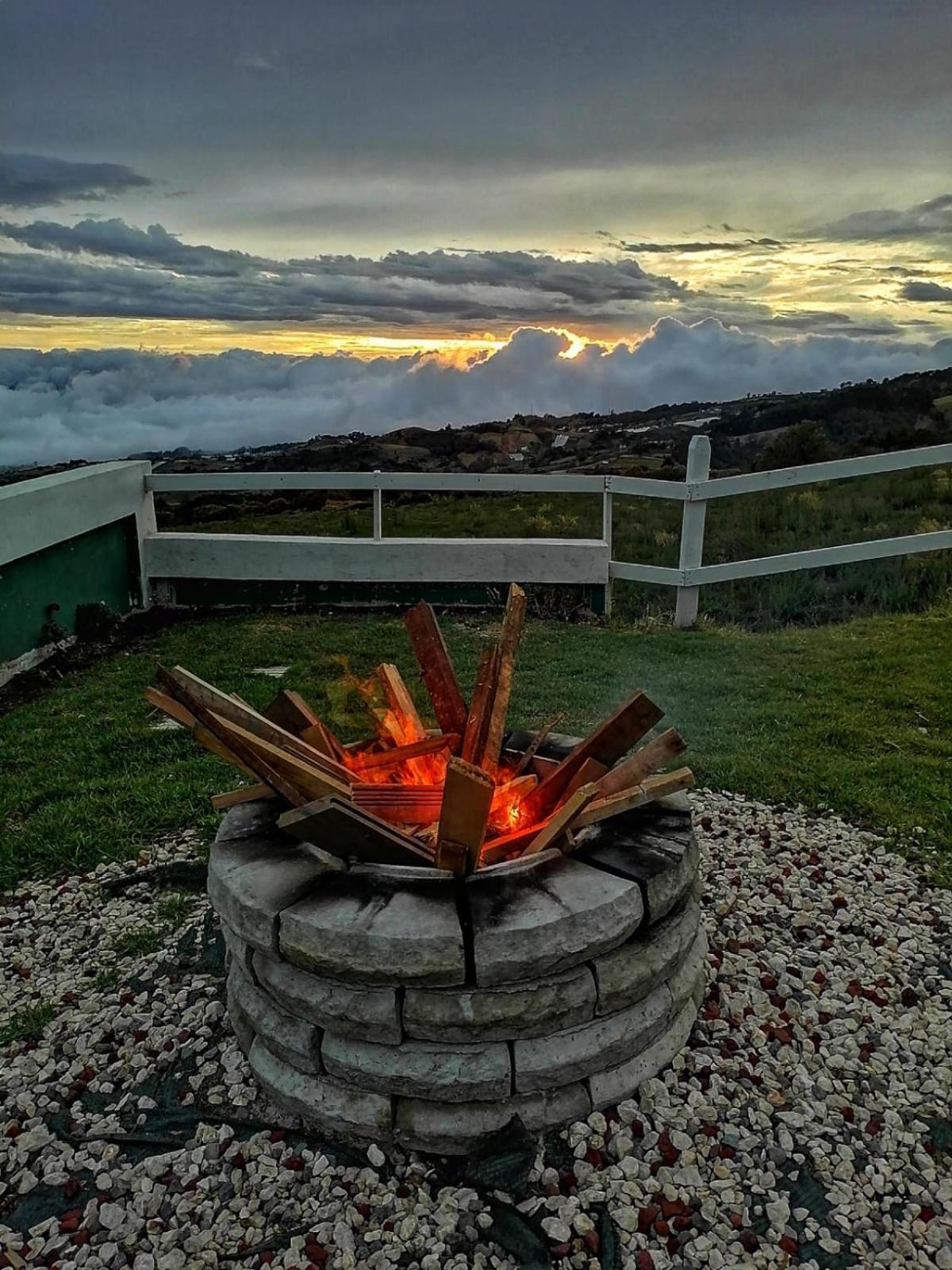 Hotel Cabanas Y Mirador Secret Garden Cr Cartago Zewnętrze zdjęcie